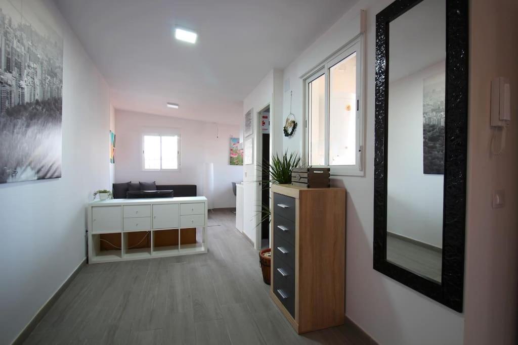 Suite Puerta Osario Con Terraza Seville Luaran gambar