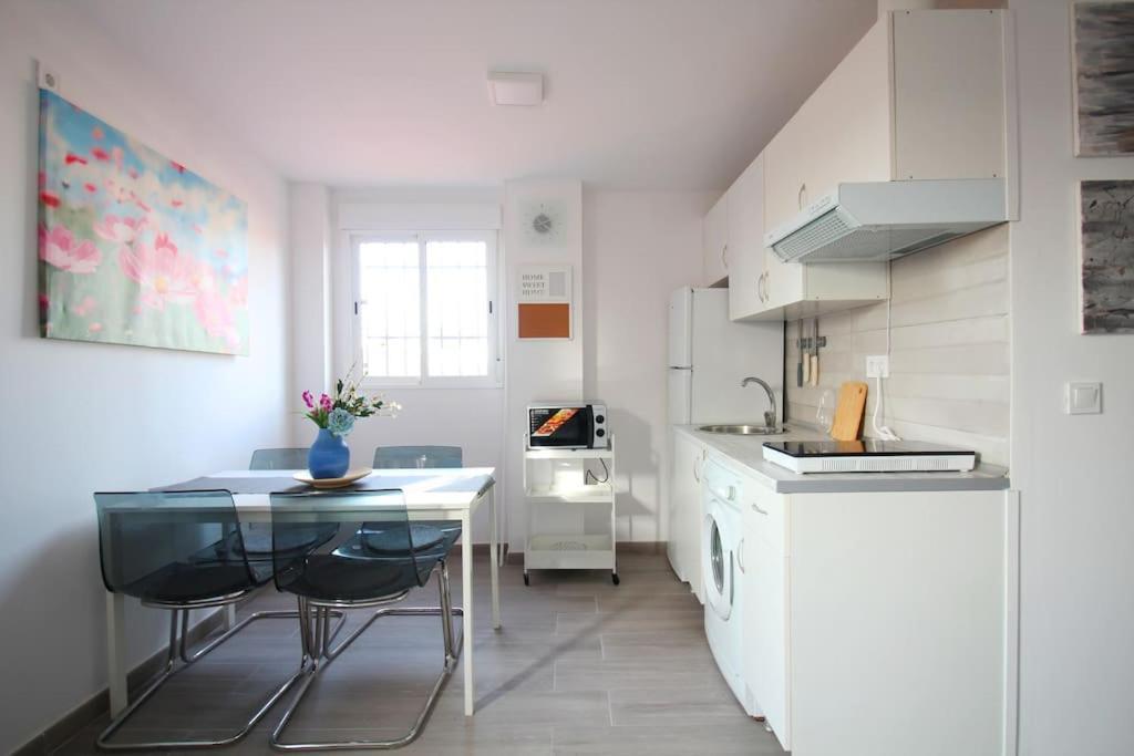 Suite Puerta Osario Con Terraza Seville Luaran gambar