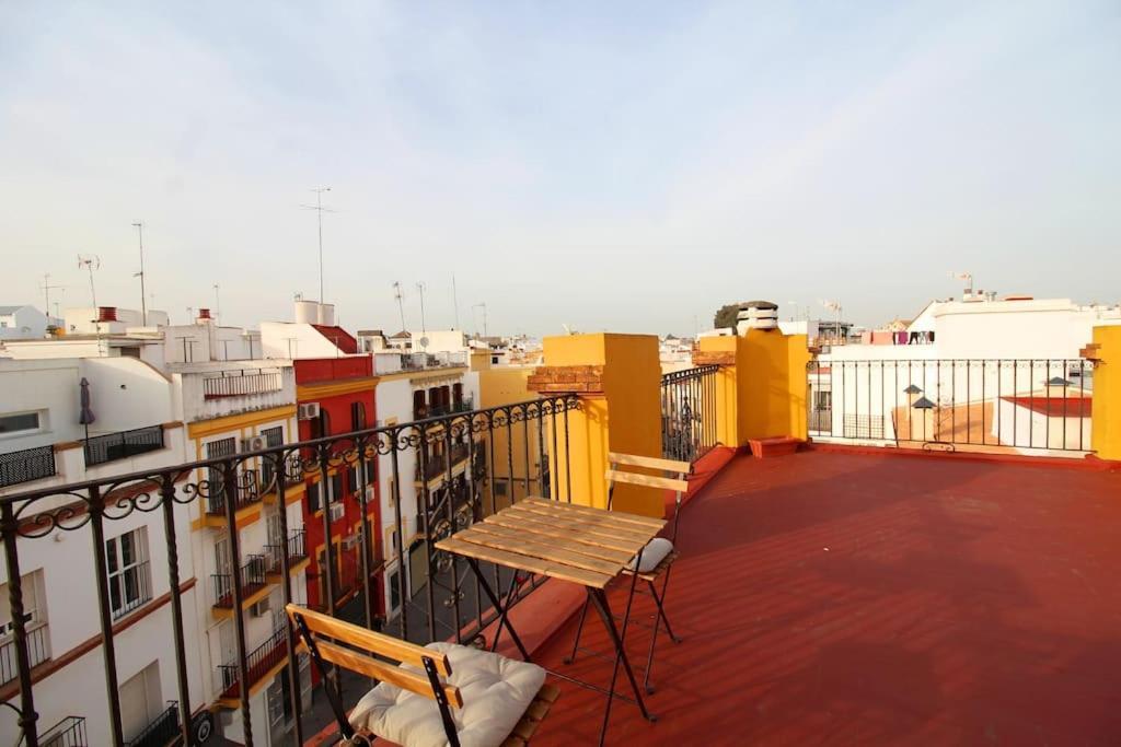 Suite Puerta Osario Con Terraza Seville Luaran gambar